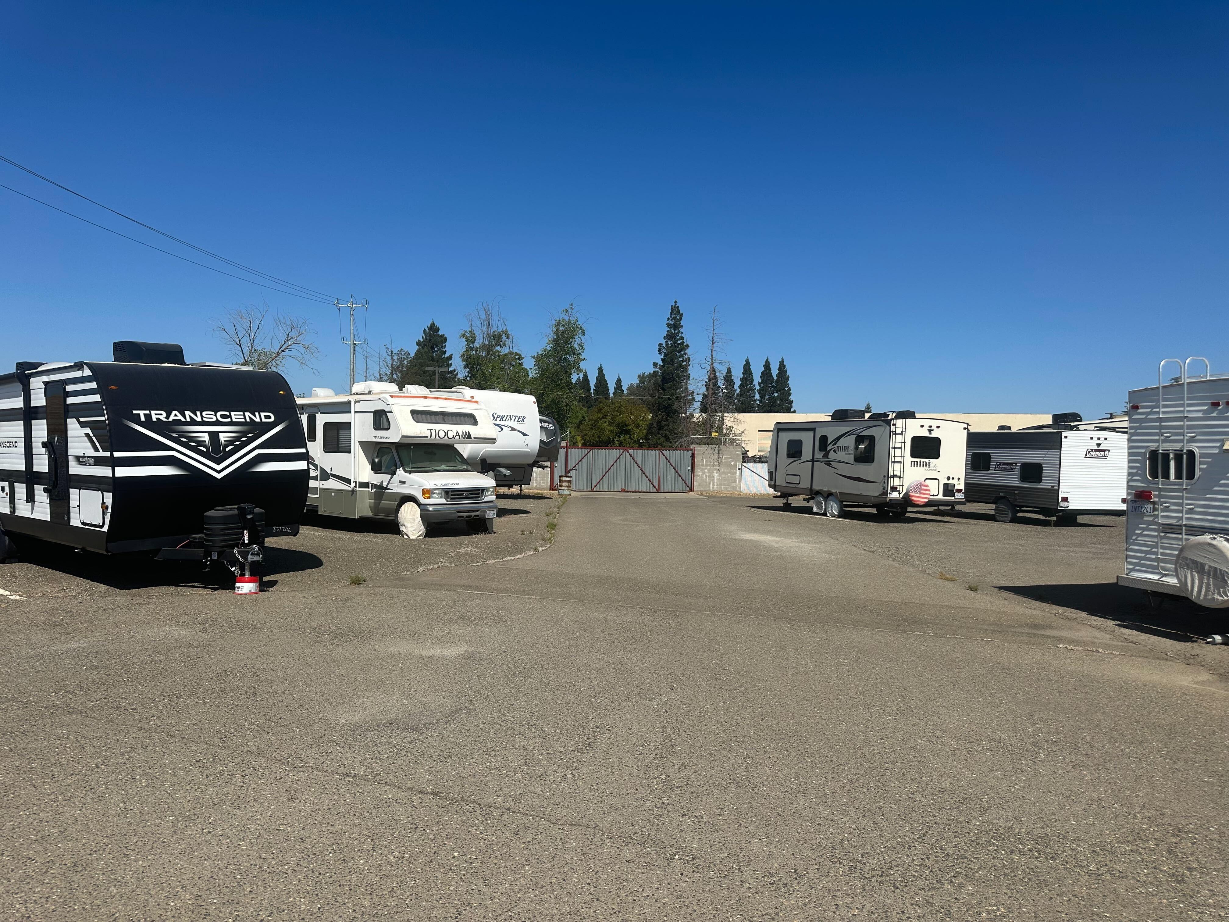 Large RV Storage Driveways in Rancho Cordova, CA | 3671 Omec Park Dr Large RV Storage Driveways in Rancho Cordova, CA | 3671 Omec Park Dr