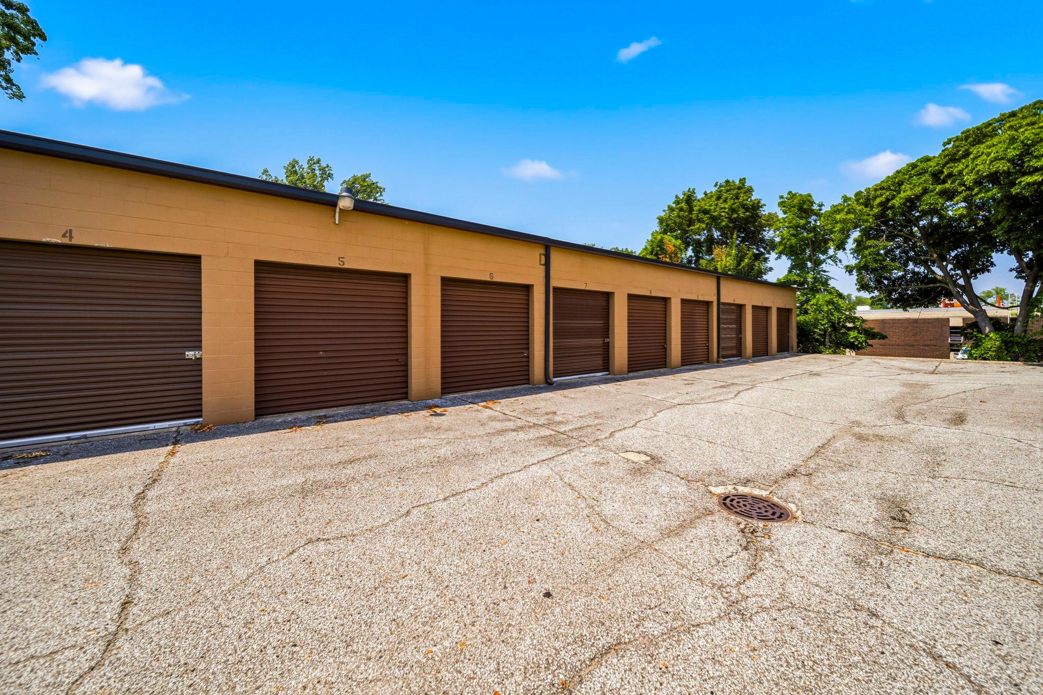 Elevate Orchard Self-Storage 37221 Euclid Avenue Willoughby, OH 44094