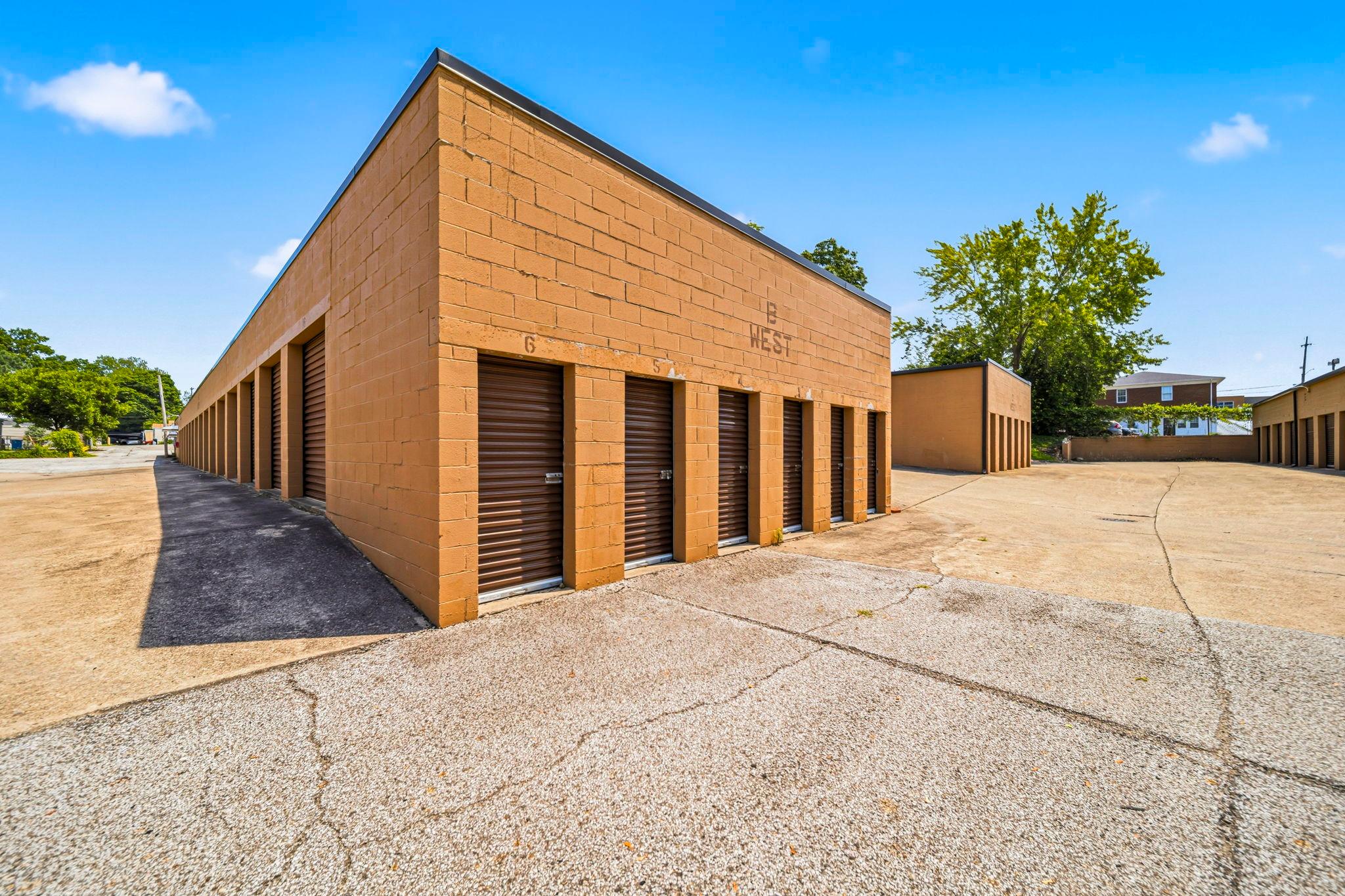 Elevate Orchard Self-Storage 37221 Euclid Avenue Willoughby, OH 44094
