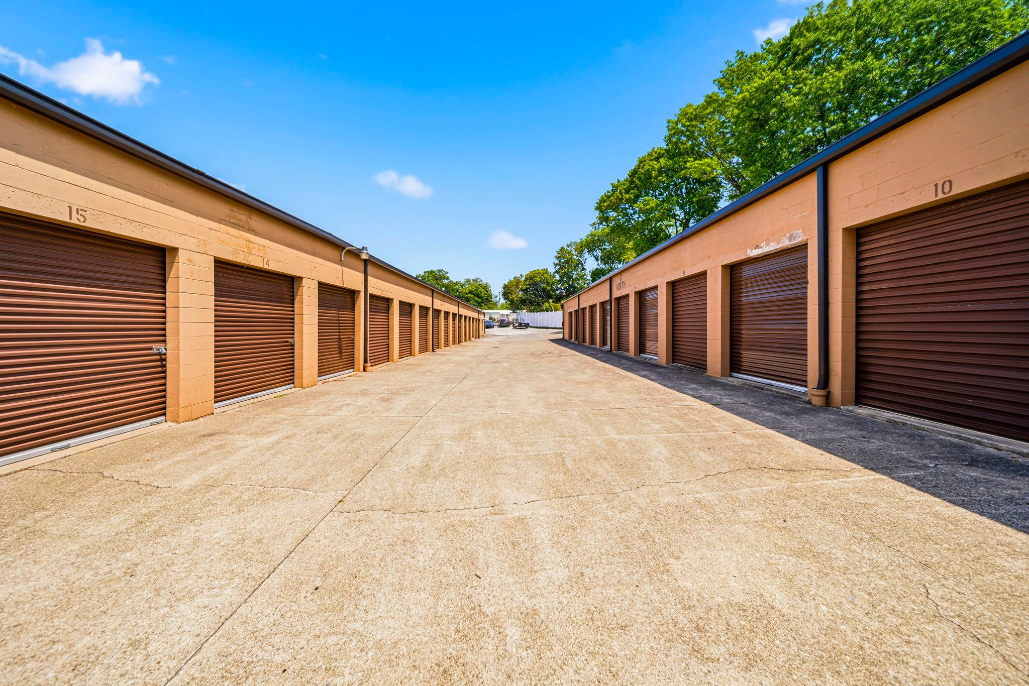 Elevate Orchard Self-Storage 37221 Euclid Avenue Willoughby, OH 44094