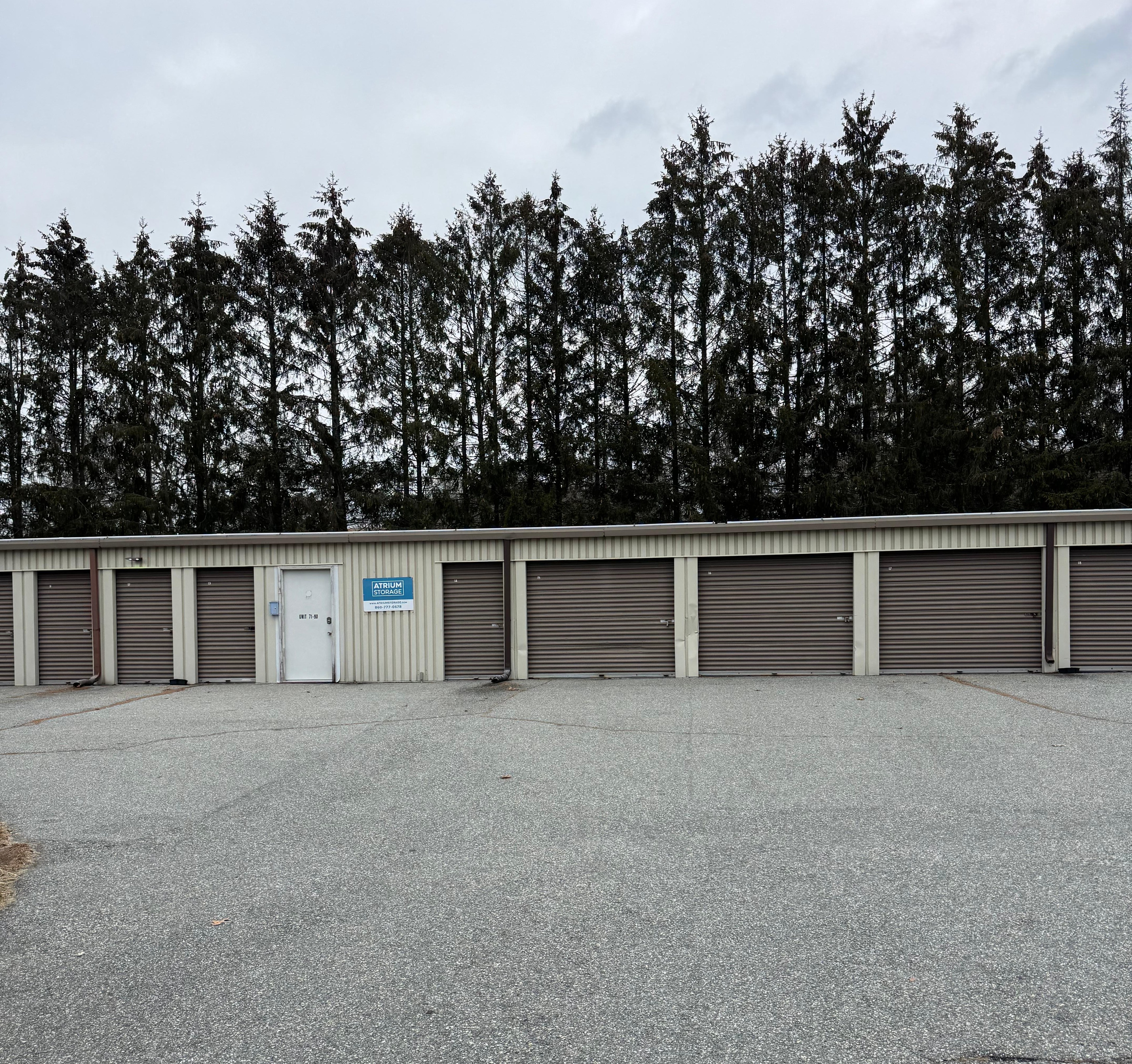 Drive-Up Units in Groton, CT | 1380 Gold Star Hwy