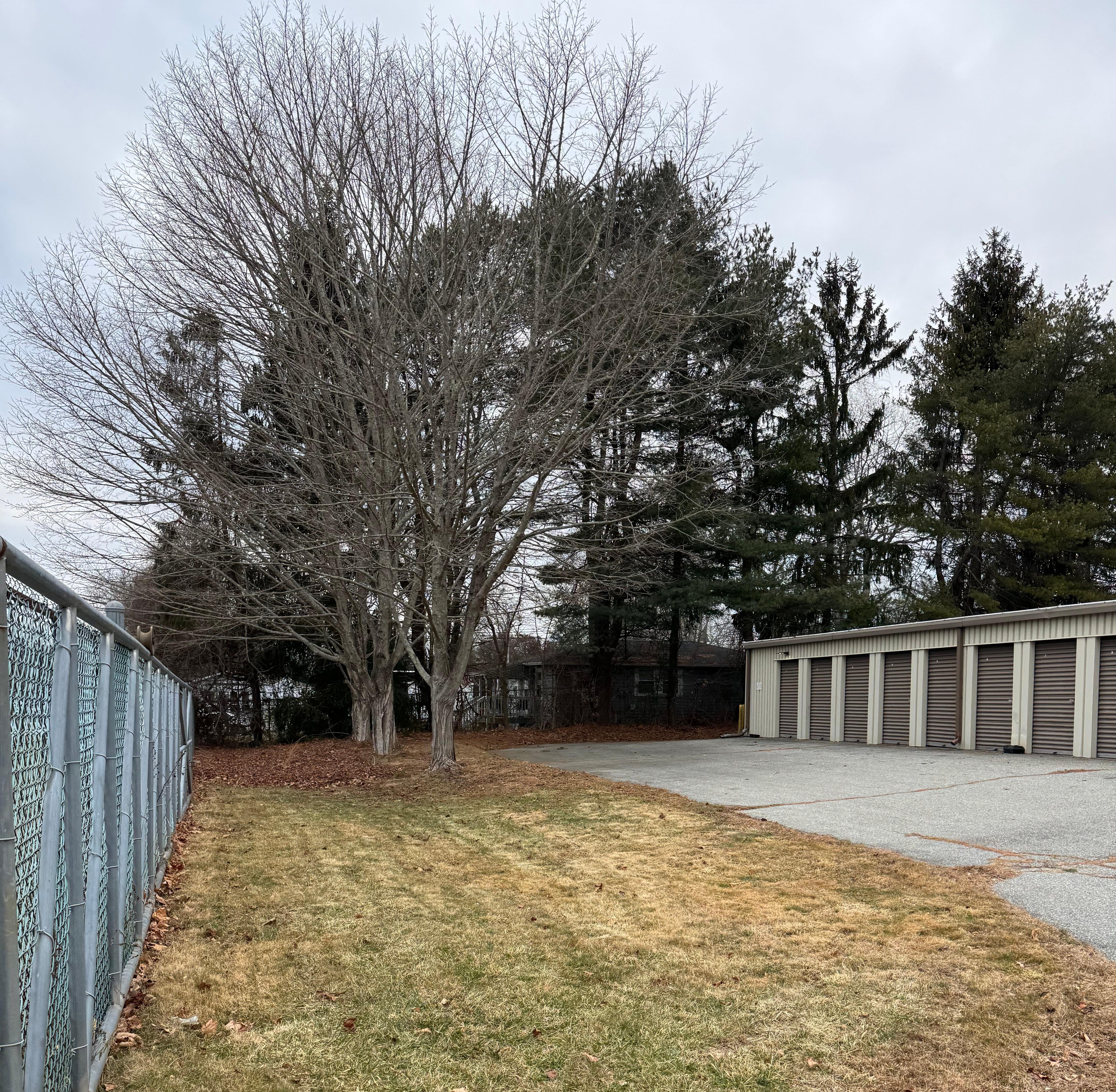 Fenced Storage Facility in Groton, CT | 1380 Gold Star Hwy