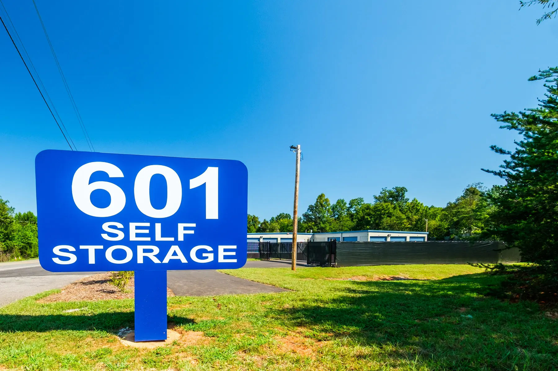 601 Self Storage entrance sign on US-601 N in Mocksville, NC