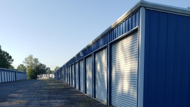 storage units with drive up access lumberton, tx