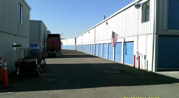 self storage units with drive up access