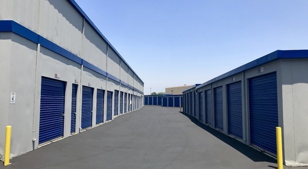 Outdoor Units At Rialto Self Storage self storage units with drive up access