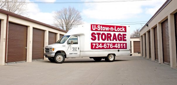 Moving Truck in Trenton, MI