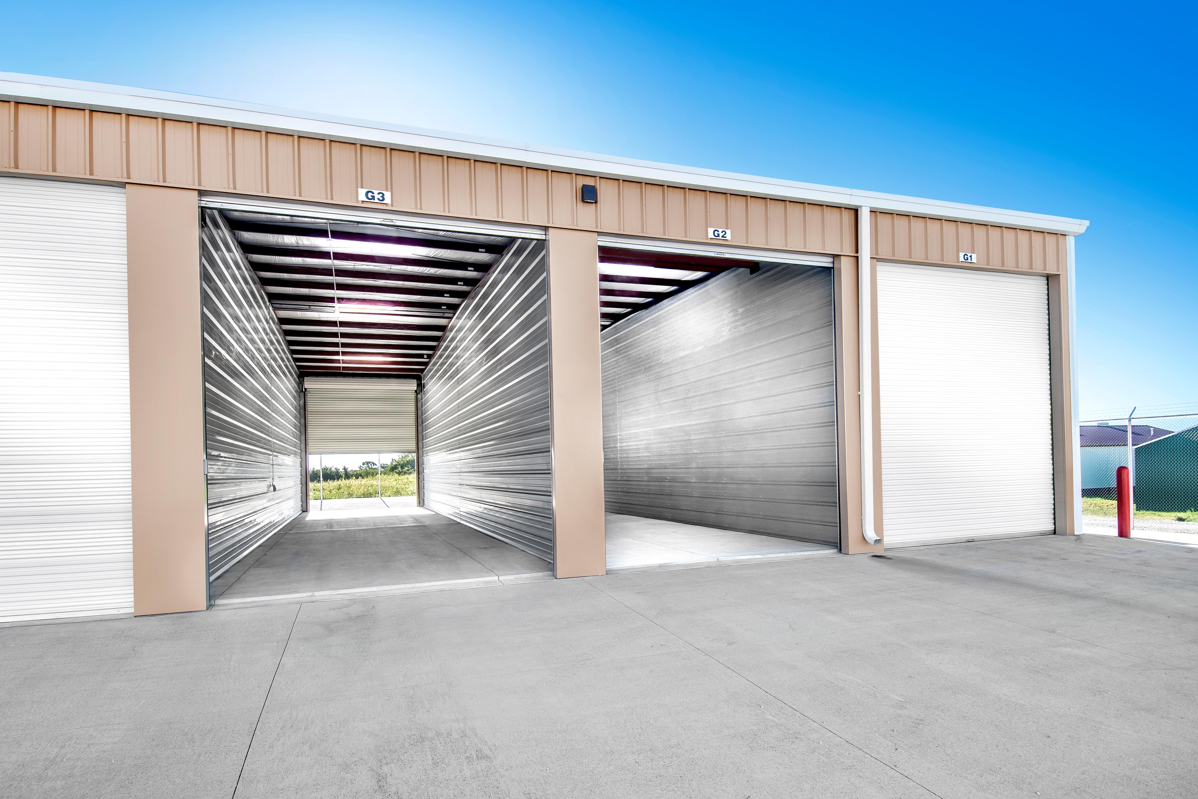 Indoor RV Storage with Drive-Thru Bays in Eagle, NE