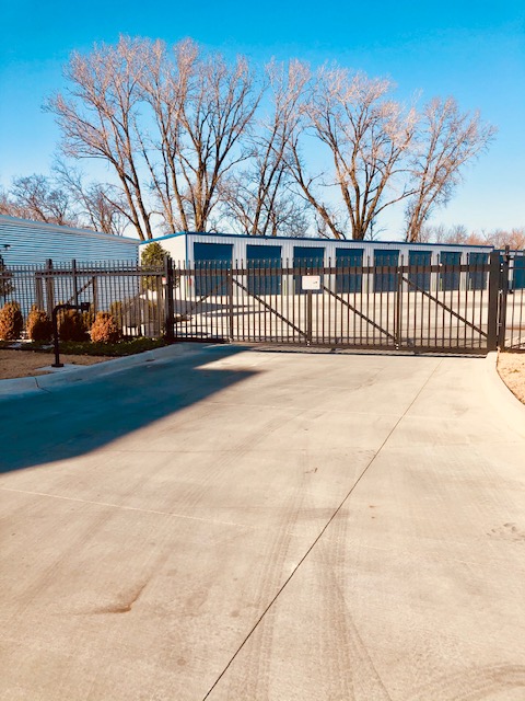 Attic Storage Tulsa Hills Elwood Ave OK storage facility exterior