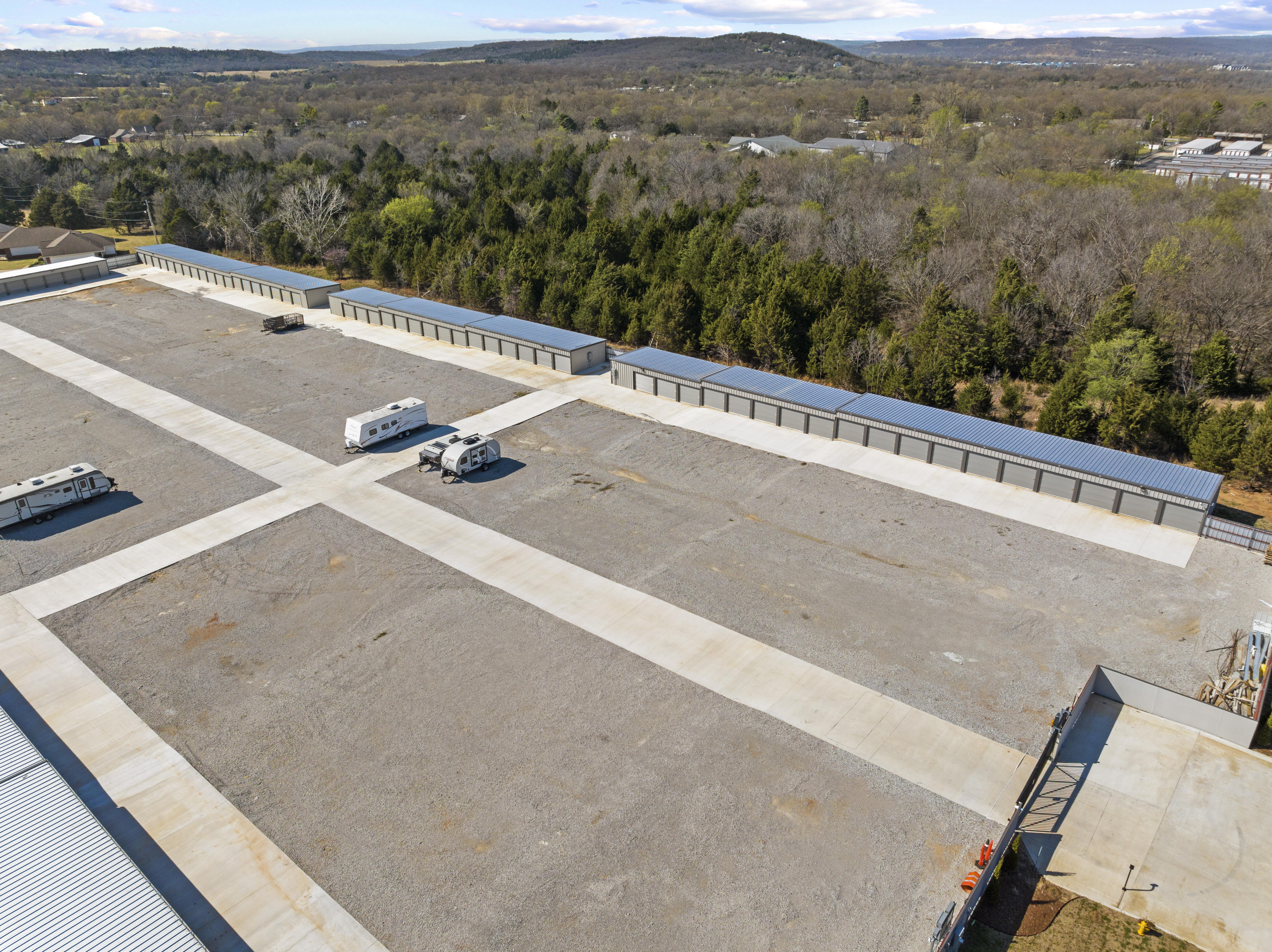 4300_south_129th_west_storage_unit