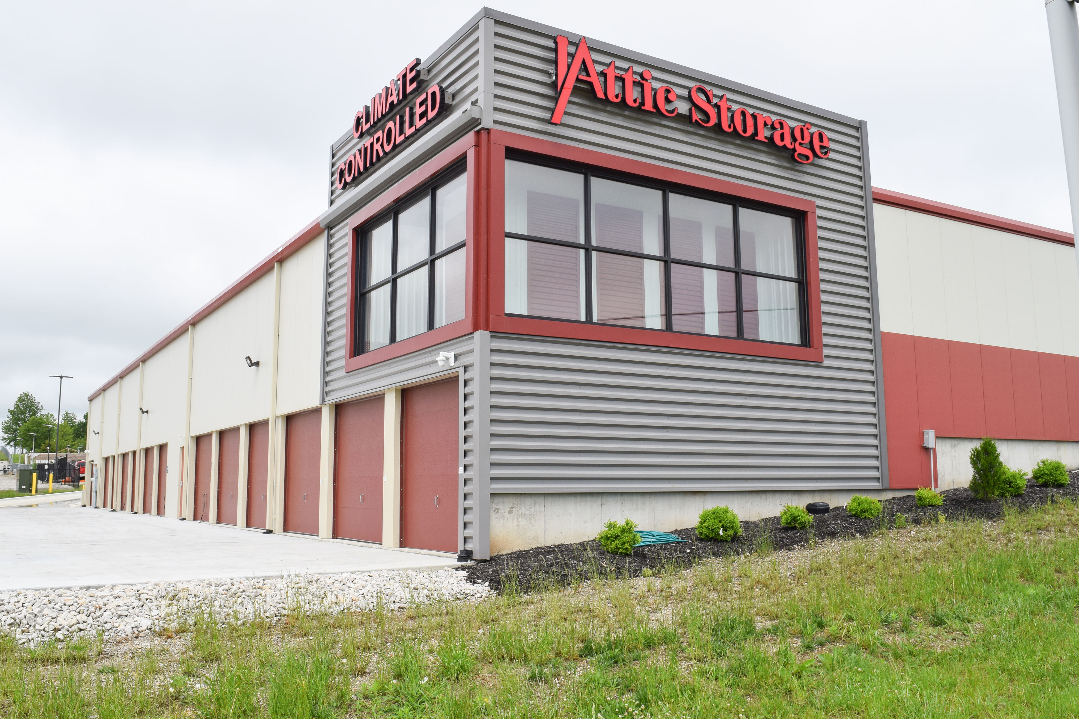 Attic Storage Smithville MO storage facility exterior