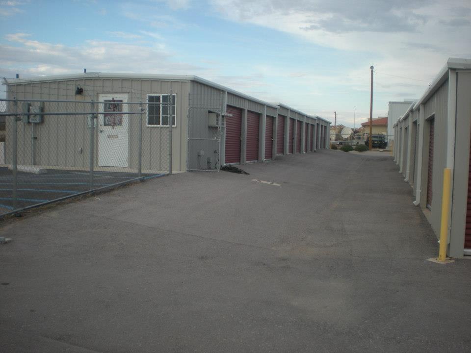 Aggie Self Storage Drive up access
