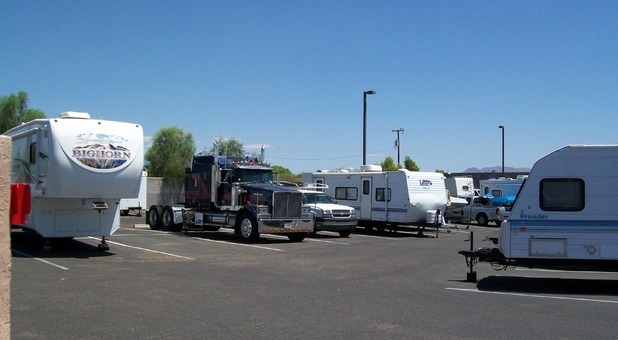 RV Parking at Guardian Self Storage Paradise Valley