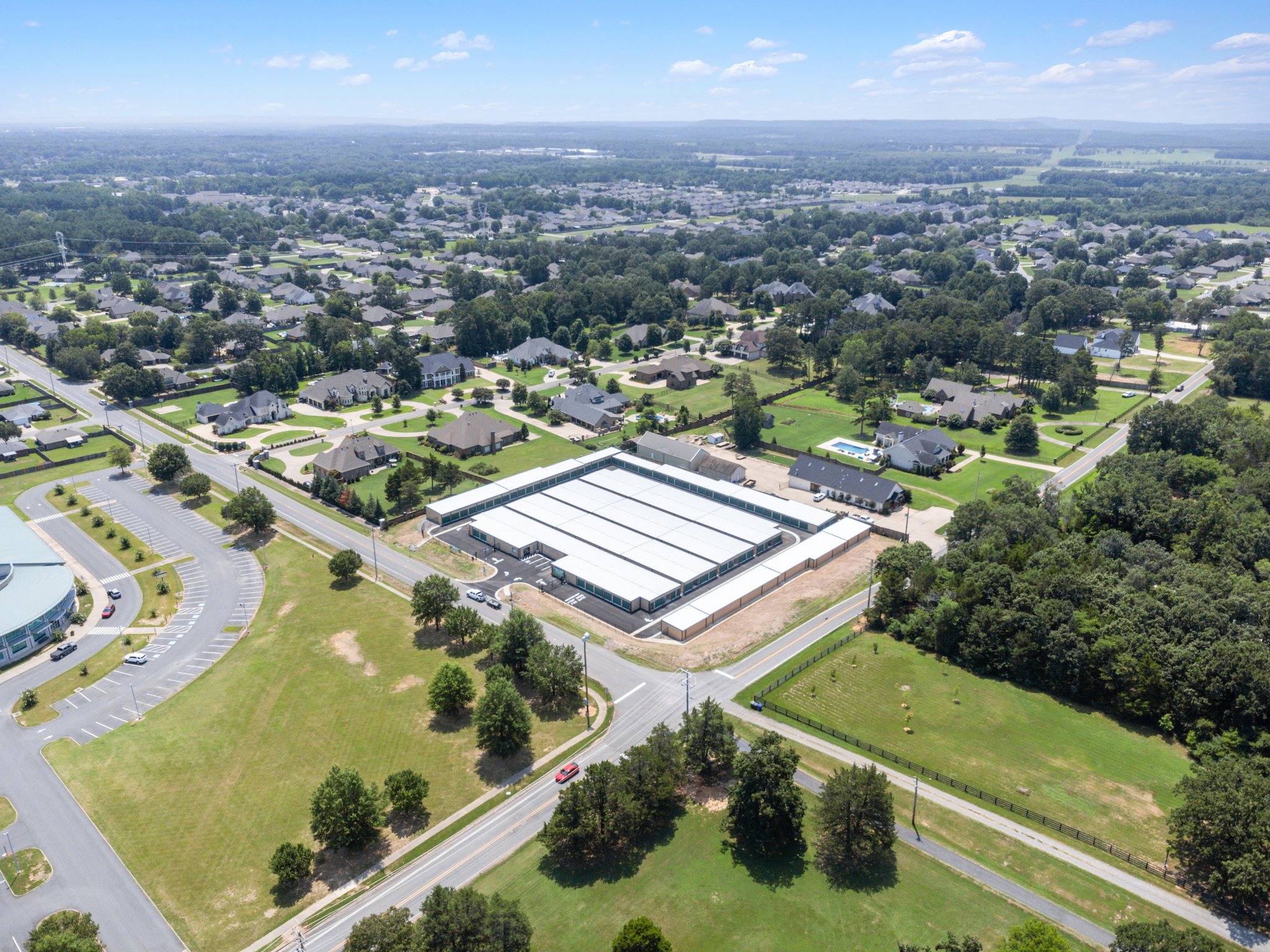 Storage Near Me - College Ave - Climate-Controlled Units in Conway, AR