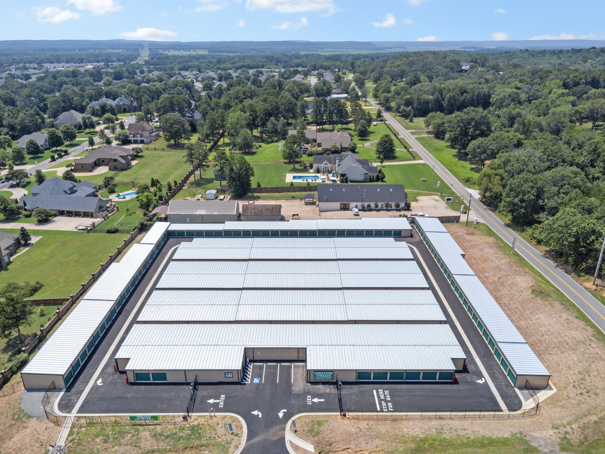 Storage Near Me - College Ave - Climate-Controlled Units in Conway, AR