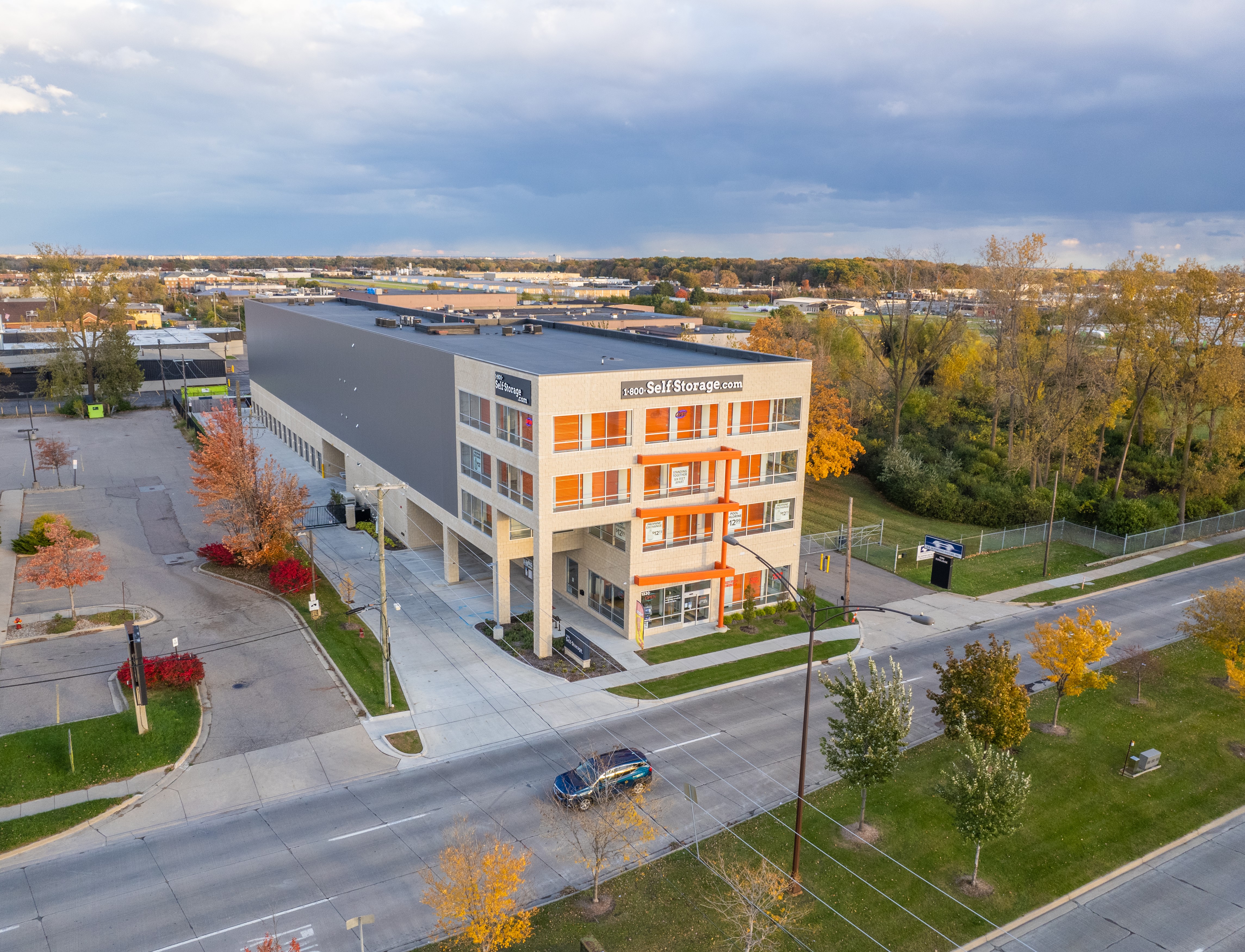 1-800-Self-Storage - Coolidge at 1330 Coolidge Hwy, Troy, MI 48084