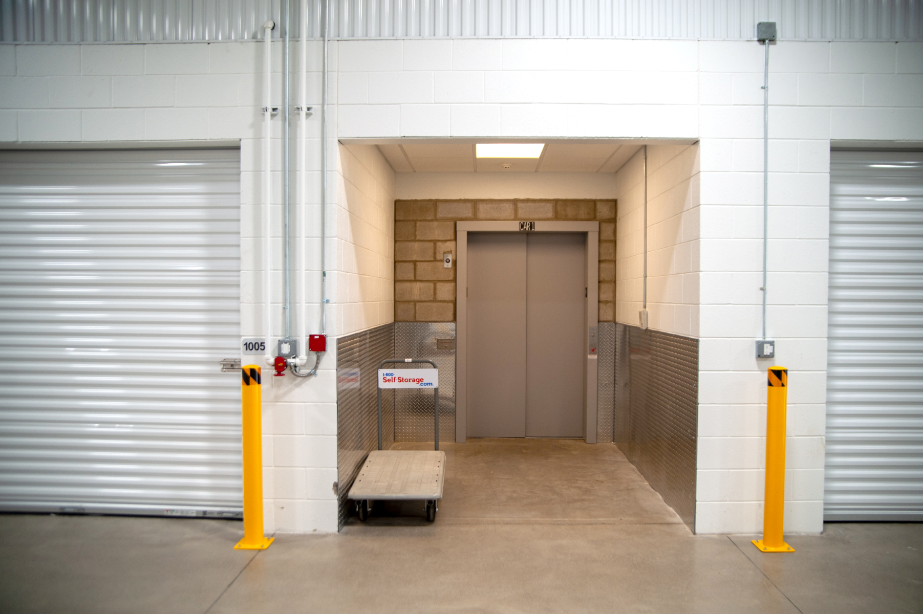 1-800-Self-Storage - Southfield 12 Mile at 29200 Southfield Road, Southfield, MI 48076