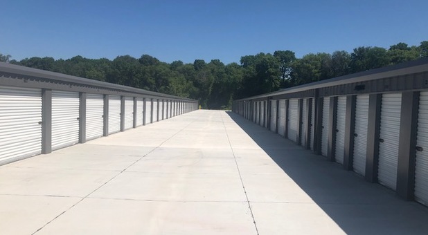 Drive-Up Access at Armor Storage
