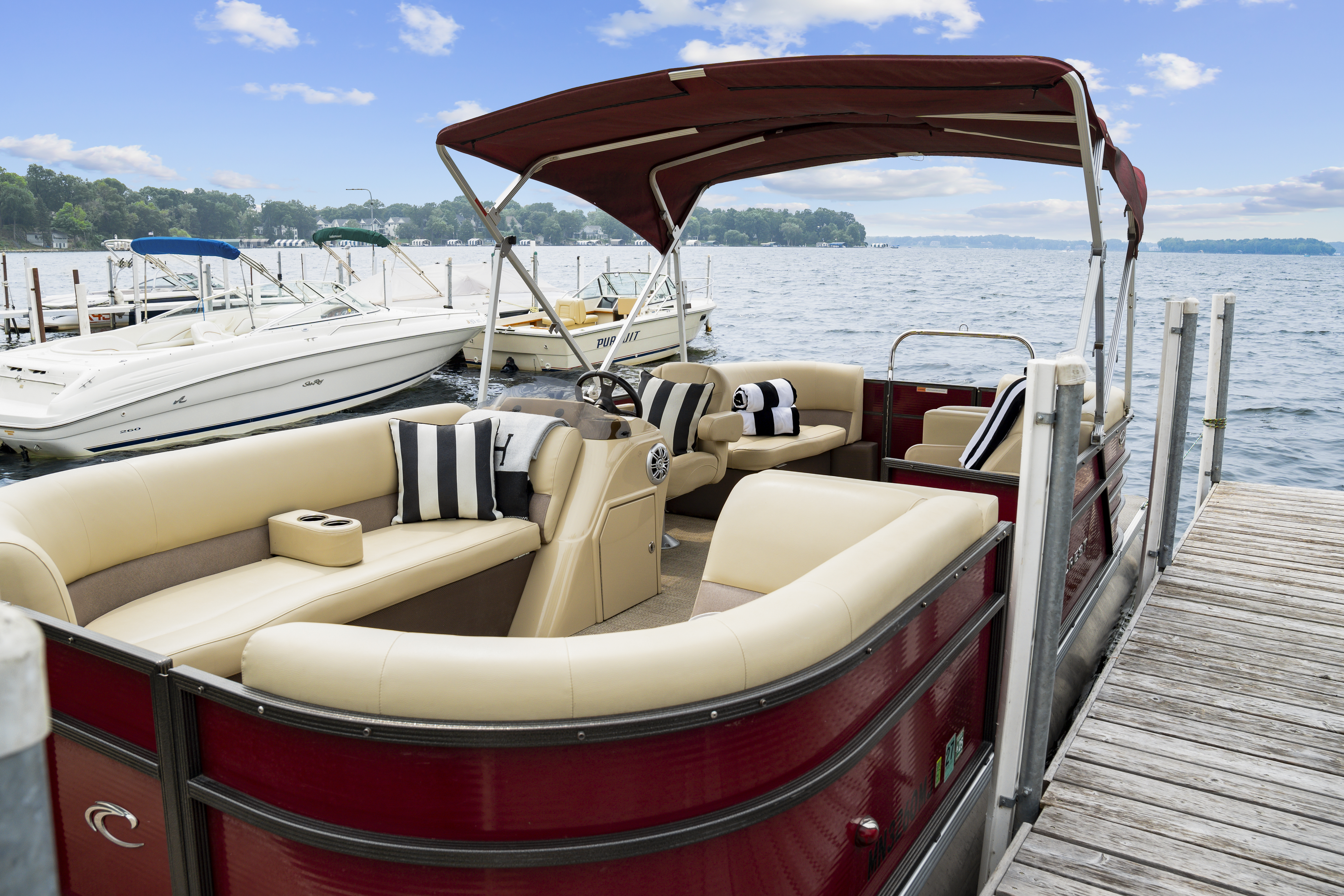 boat rentals in Brooklyn Park, MN