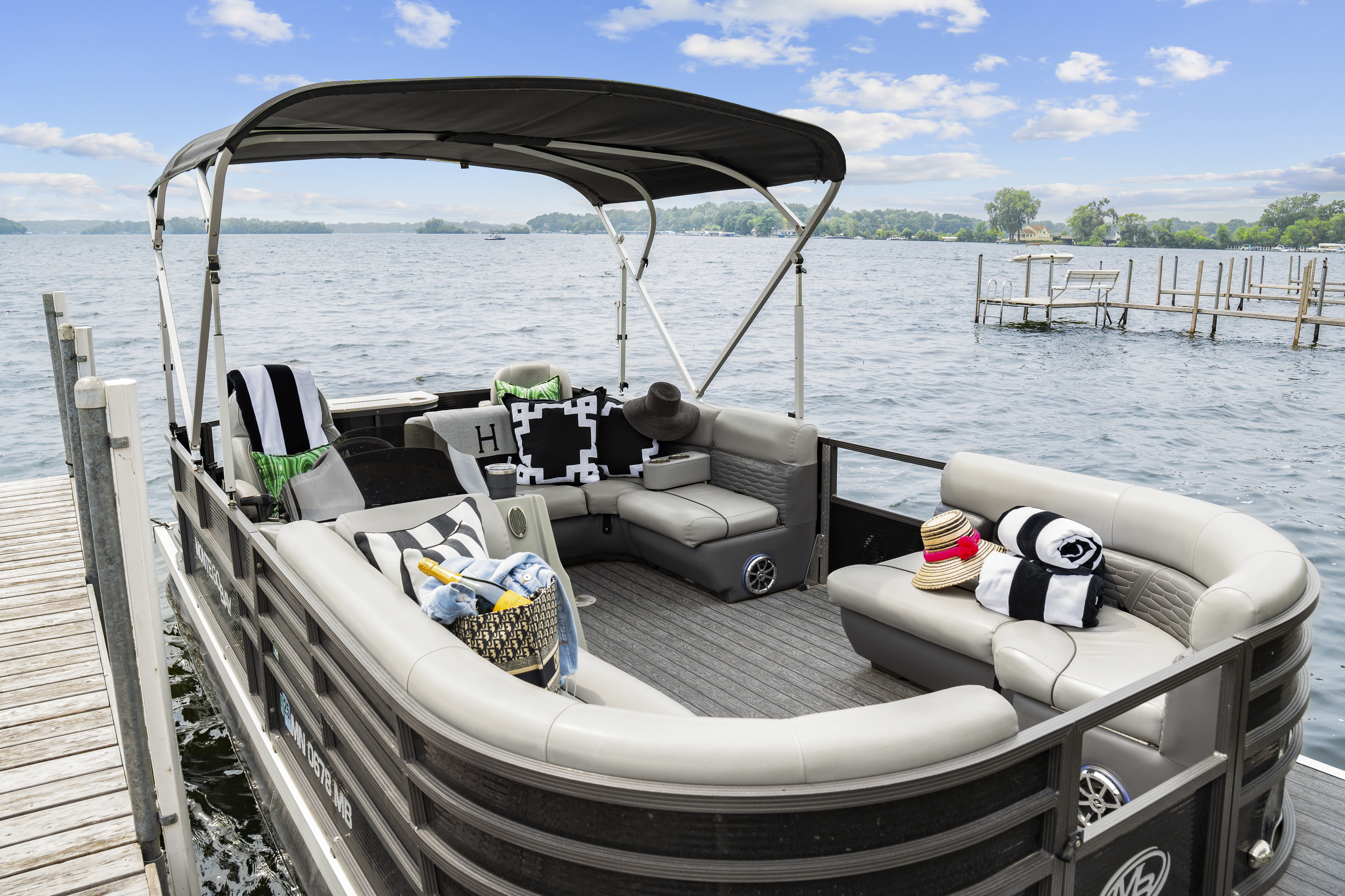 boat rentals in Brooklyn Park, MN
