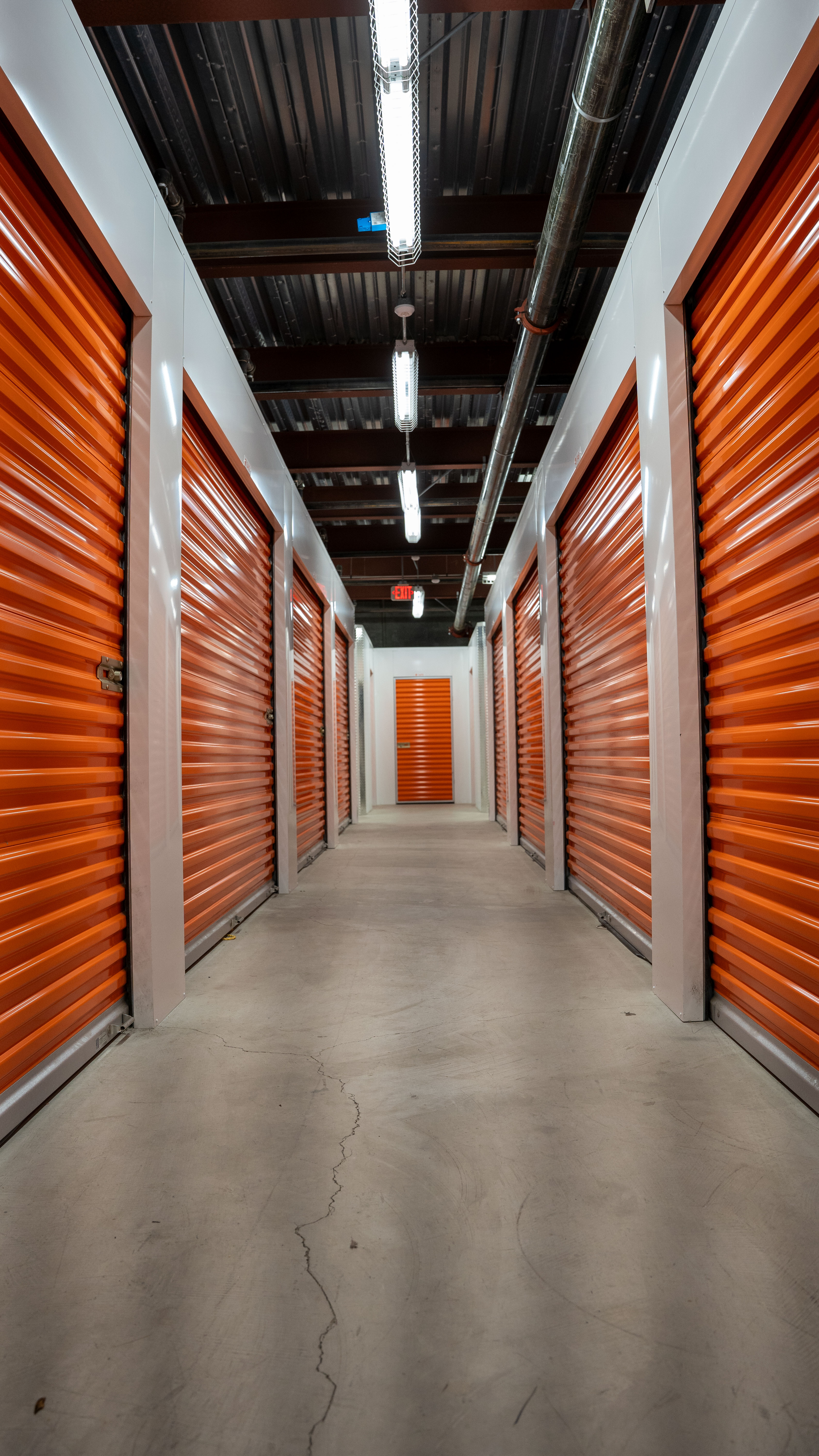 Bayfield Mall Storage Bayfield Street, Barrie, 320 Barrie, ON L4M 3C1