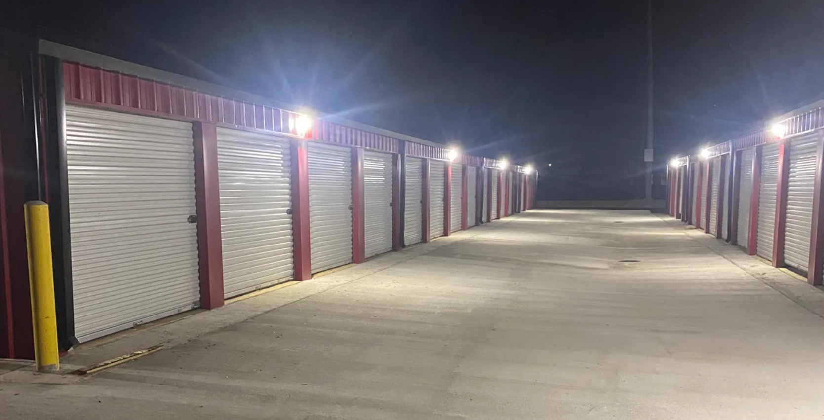 well-lit-storage-facility-dublin-ga