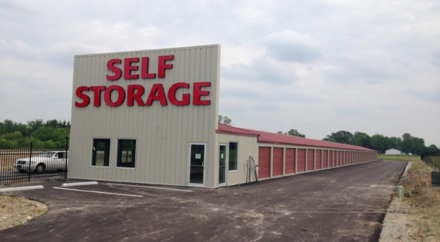Drive-up Access at Cumberland Self Storage
