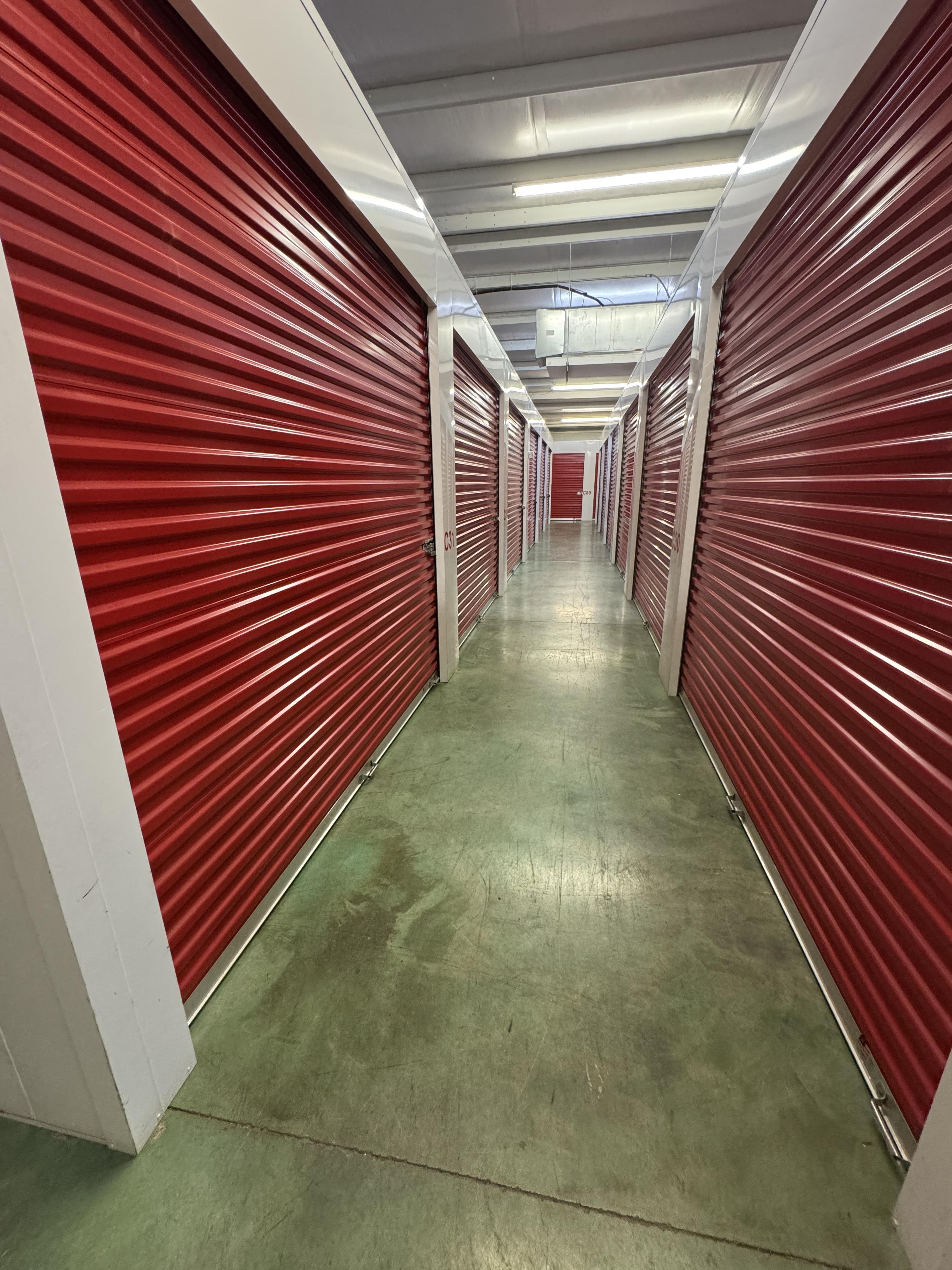 Secure 24/7 Access Storage with Climate-Controlled Units in Vidalia, LA 