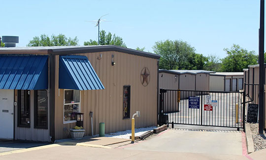 storage unit in Mansfield, TX