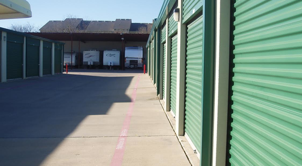 Drive-up self storage Fort Worth, TX Drive-up self storage Fort Worth, TX